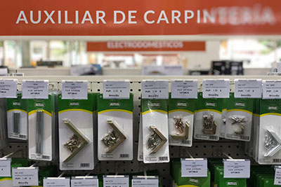 Tienda de bricolaje en Medina de Pomar, Burgos